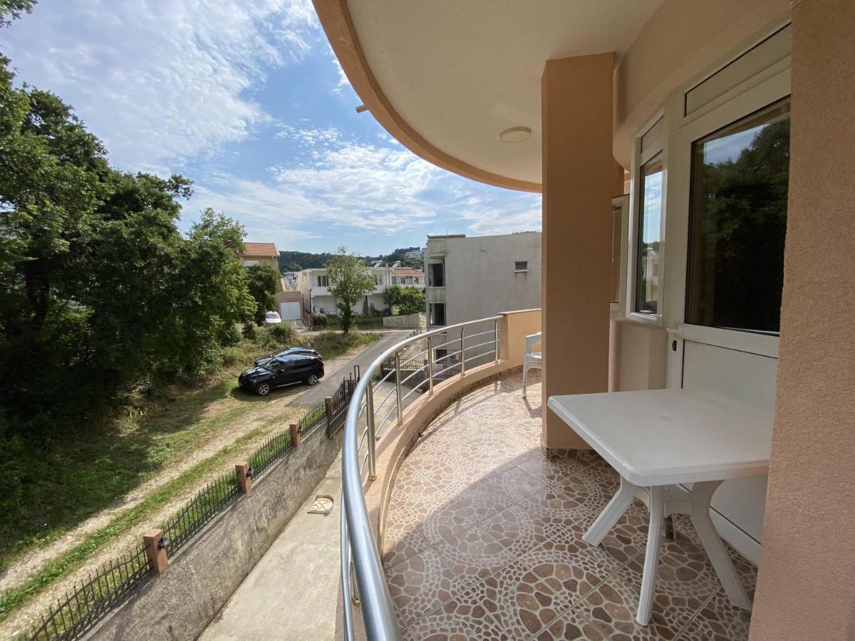 Guest House Koliqi - Hotel & Apartments Ulcinj Exteriör bild