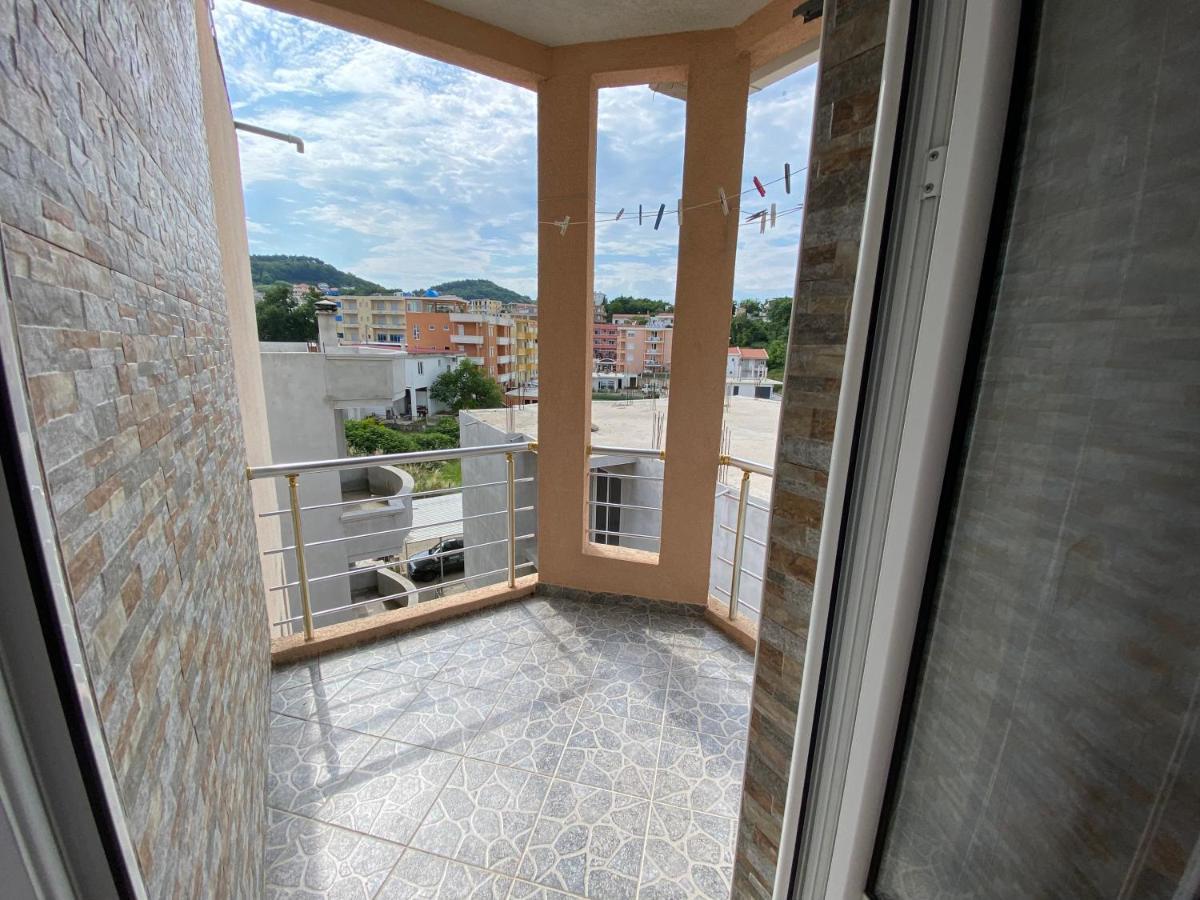 Guest House Koliqi - Hotel & Apartments Ulcinj Exteriör bild