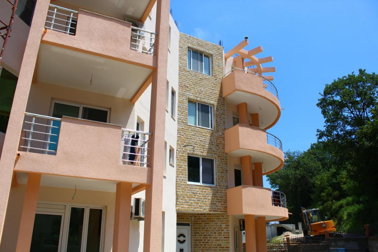 Guest House Koliqi - Hotel & Apartments Ulcinj Exteriör bild