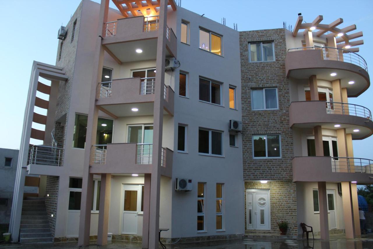 Guest House Koliqi - Hotel & Apartments Ulcinj Exteriör bild